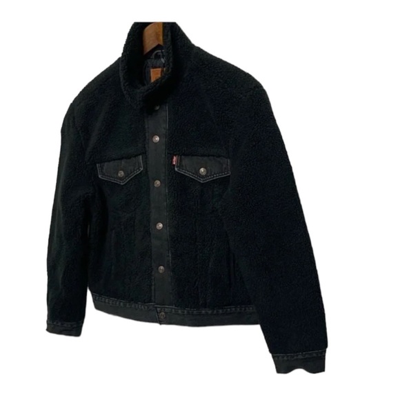Levi’s Ex-boyfriend Sherpa Trucker Jacket - Picture 4 of 7